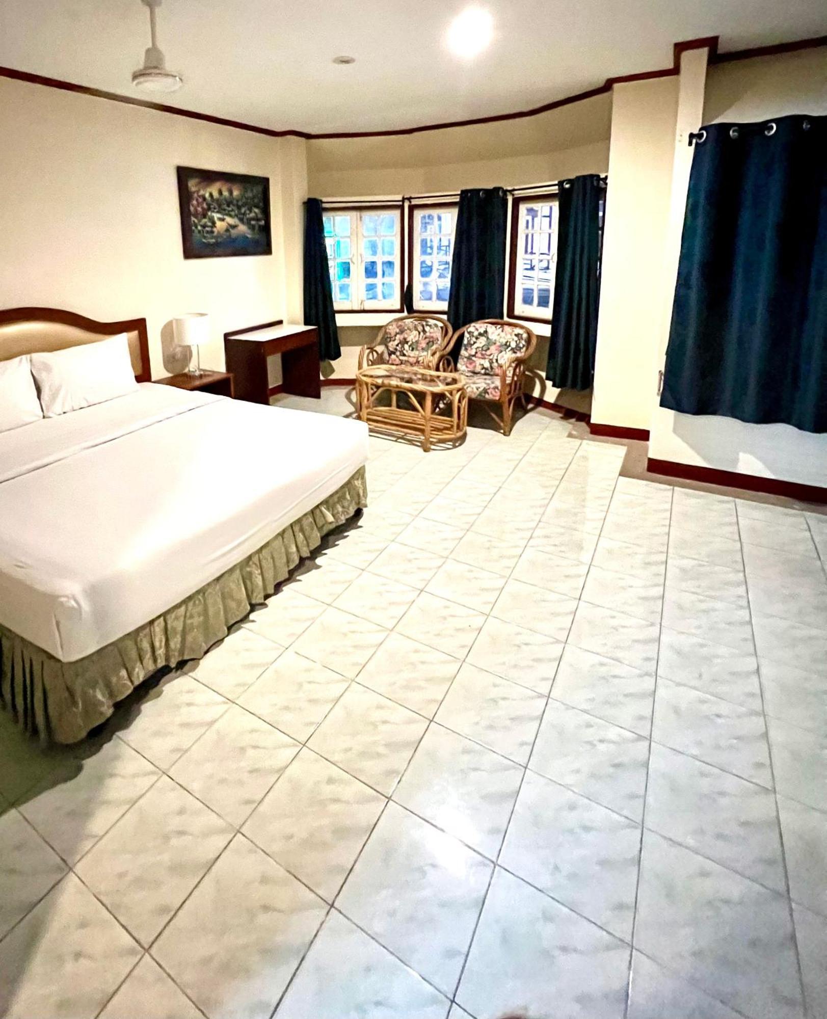 Lewiinski'S Hotel Pattaja Kültér fotó